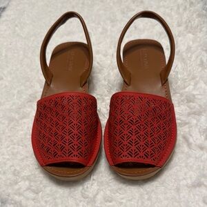 Kenneth Cole Reaction Red and Brown Sandals with Geometric Cutout Design